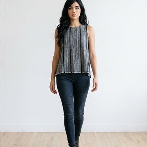 Susina Striped Sleeveless Top. Size L